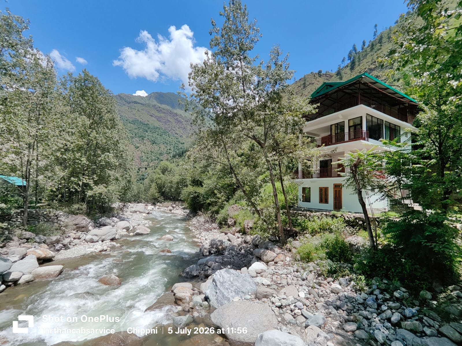 Authentic Himachali Siddu & Pahadi Lounge